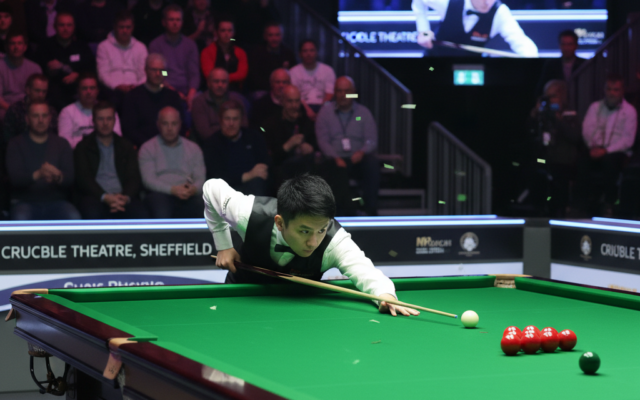 Zhao Xintong mistrzem świata 2025 w snookerze. Pierwsza korona dla Azji
