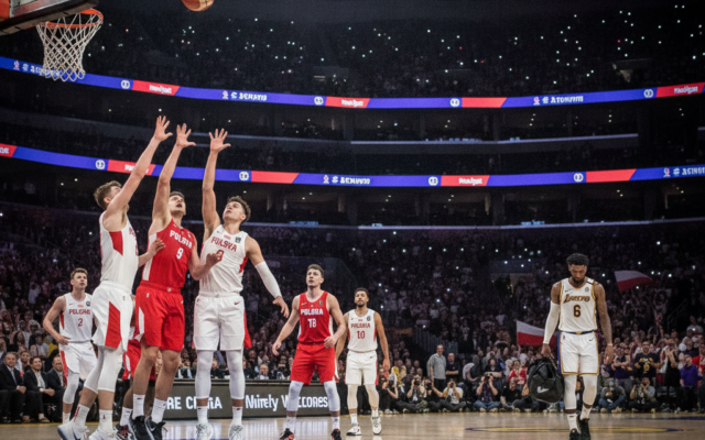 Koszykówka 2026: Polska kadra walczy o MŚ, LeBron opuszcza Lakers!